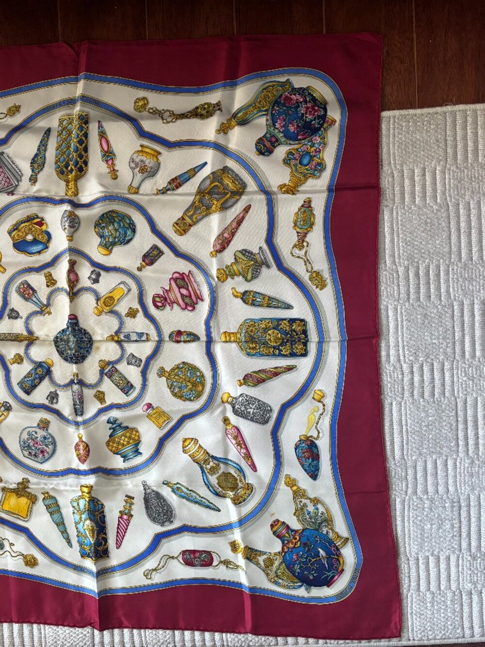 Auth HERMES "Qu’importe Le Flacon” Perfume Silk Scarf by Catherine Baschet - Picture 9 of 10